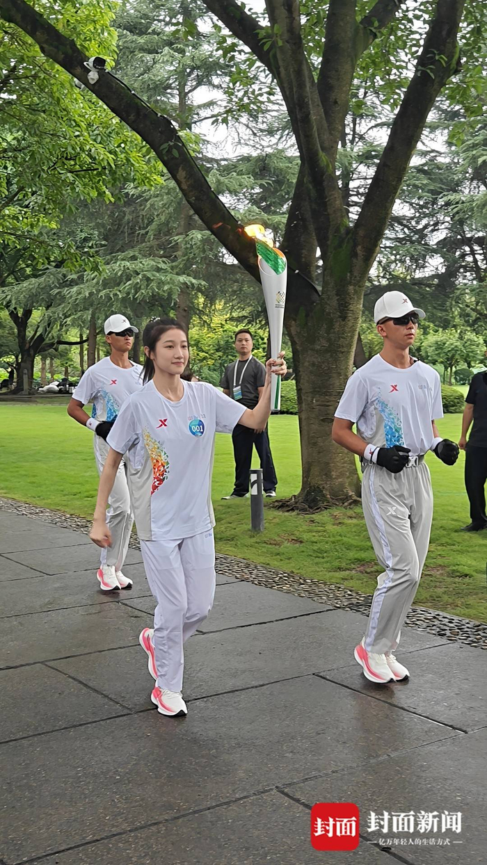 奥运冠军黄张嘉洋:以世运会火炬手身份展示巴蜀文化