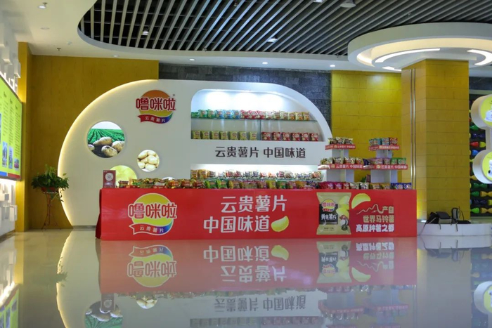 ▲如今，“噜咪啦”知名度提升，很多渠道商都会到其展厅了解产品。付兴华|摄