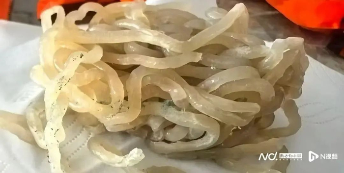 涉事酸辣粉 消费者陈女士供图