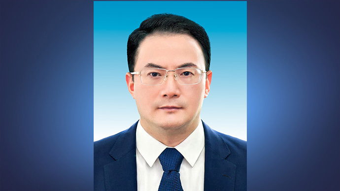 黄平