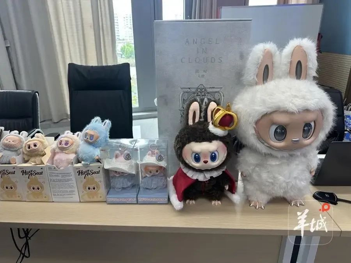 警方查获的假冒玩具