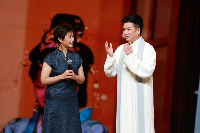 田蔓莎和赵志刚一起回顾王婉娜艺术成长