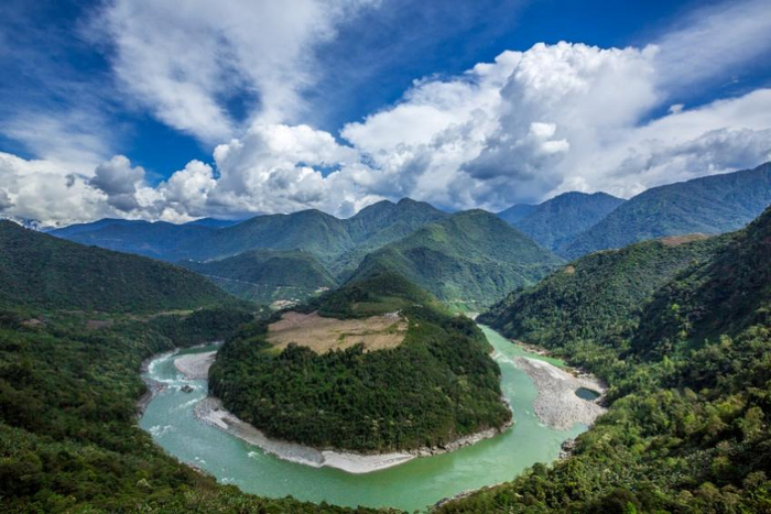 “扎曲大拐弯”景点图源：墨脱县旅发委公开信息