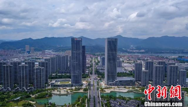 通达大道。桐庐县委宣传部 供图