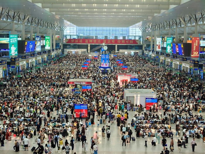 铁路虹桥站，铁路上海站供图