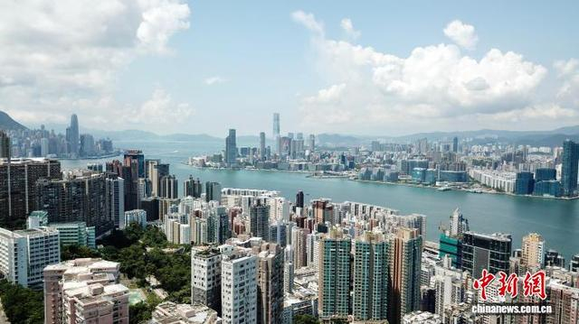 图为2019年9月拍摄的香港维多利亚港资料图片。 中新社记者 李志华 摄