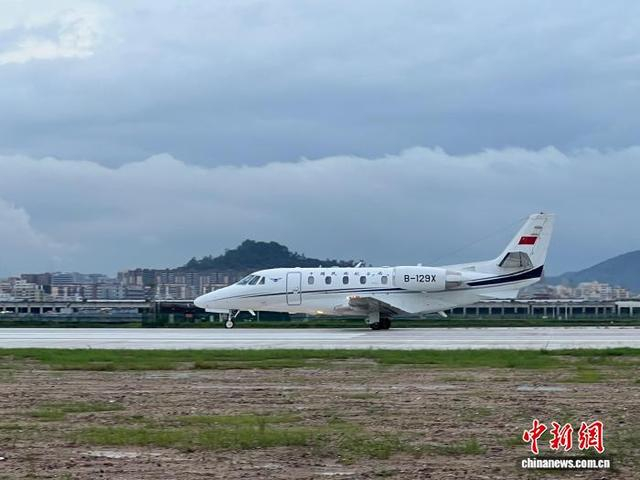 深圳机场三跑道校飞完成。深圳机场供图