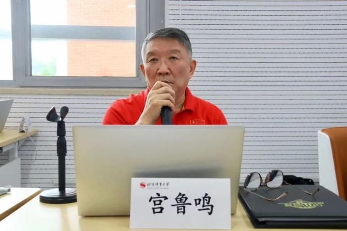 宫鲁鸣。图片来源:中国篮球协会