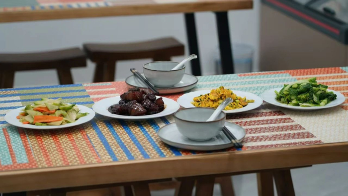 上海原生态食材餐厅的午餐菜品