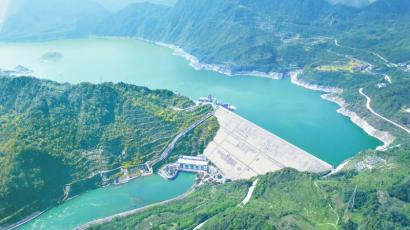 7月下旬的紫坪铺水库蓄水情况。 四川日报全媒体记者 韦维 摄