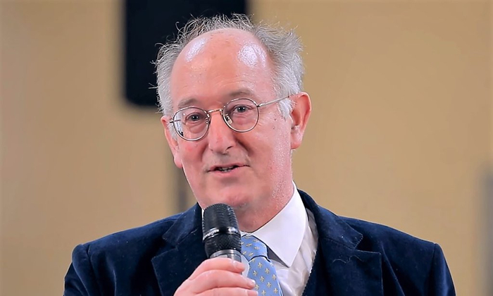 多米尼克·利芬（Dominic Lieven）