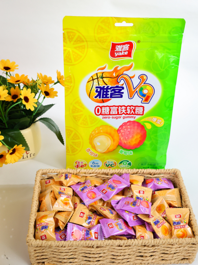 ▲千万级单品雅客v9软糖。受访者供图