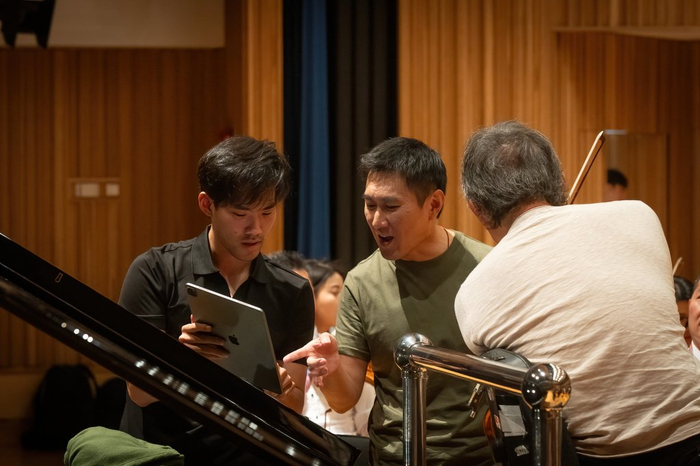 巡演第三站，郑明勋、刘晓禹、李喆在排练现场