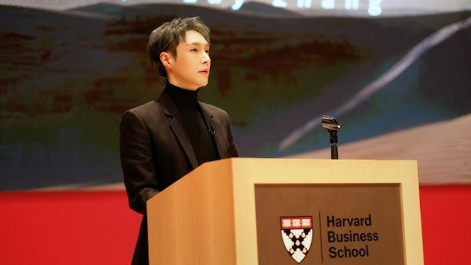 张艺兴在哈佛大学的演讲