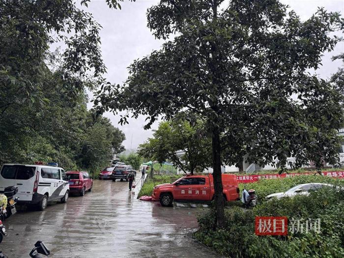 “男童蒼山失蹤”夏令營(yíng)組織方疑為家政公司，大理州教體局：該機(jī)構(gòu)未經(jīng)教育部門審批