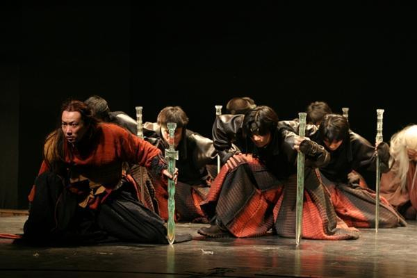 《赵氏孤儿》剧照。中国国家话剧院供图