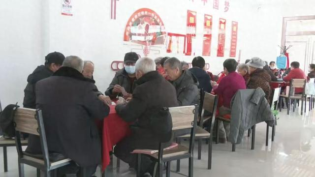 社区棋牌室。（资料图）