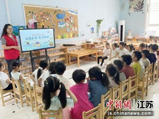 民馨园社区开展防溺水主题宣传活动。民馨园社区供图