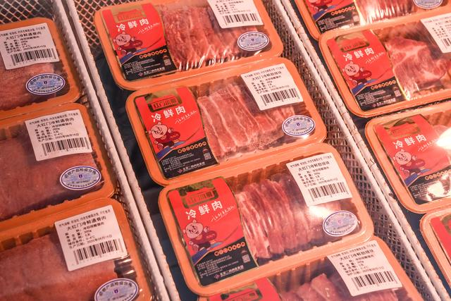 图为二商肉食集团通州公司产出的采用混合气体保鲜技术的盒装鲜肉。