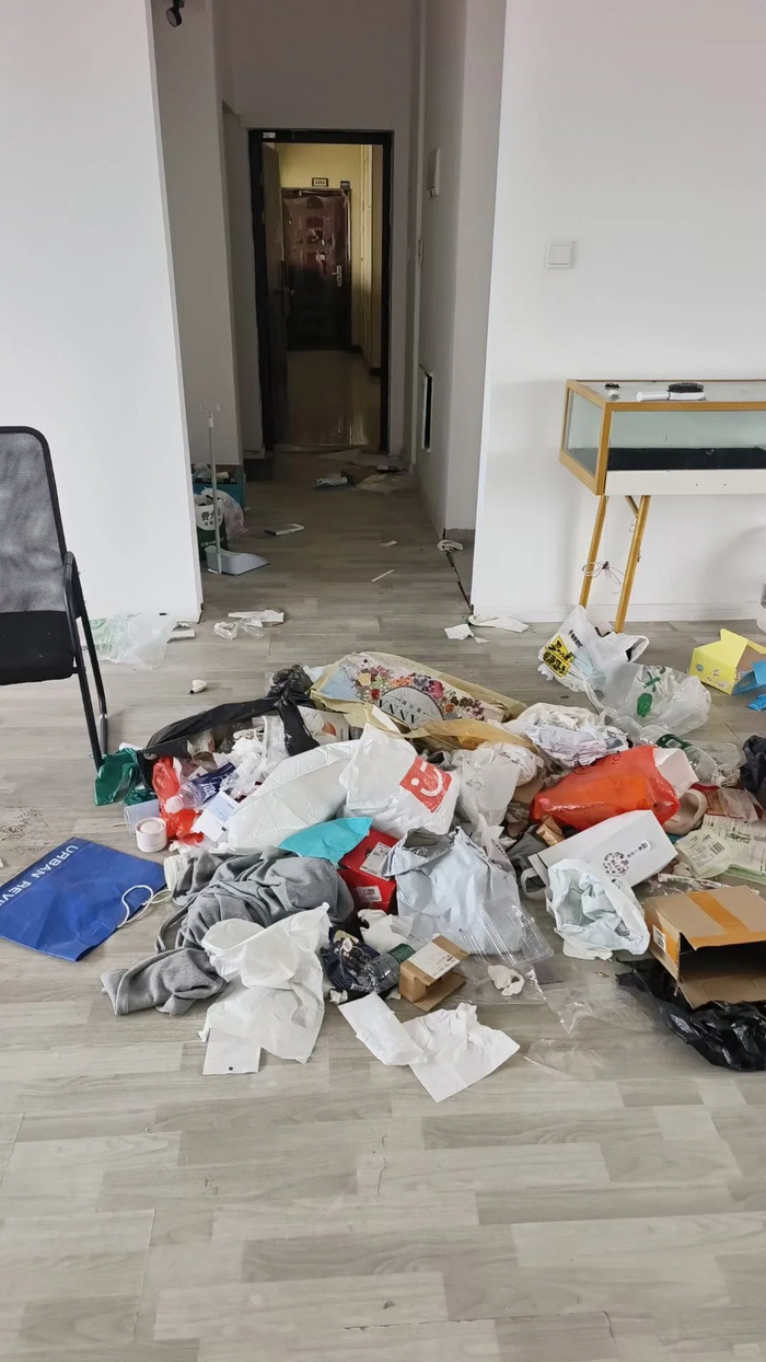 为什么房东宁愿让房子空着,也不租出去?听完3位房东的实话,才懂有多现实!__财经头条__新浪财经