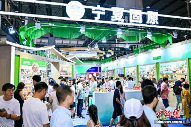 固原展馆人气旺盛。固原市委宣传部 供图
