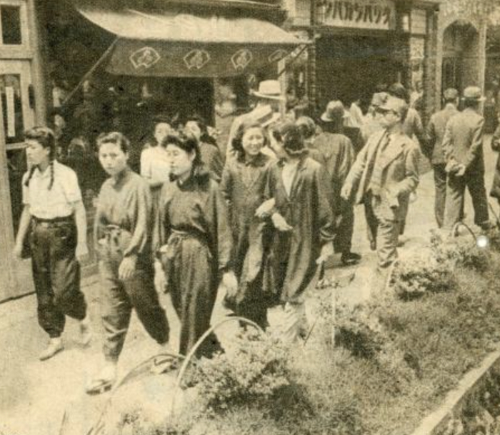 1944年的银座街头