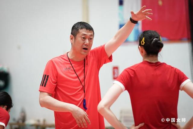中国女排在备战中。图片来源：中国女排官博
