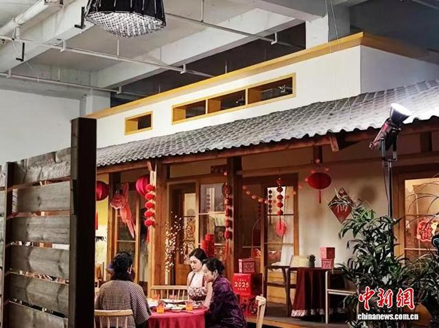 短剧拍摄现场。长沙县委宣传部供图