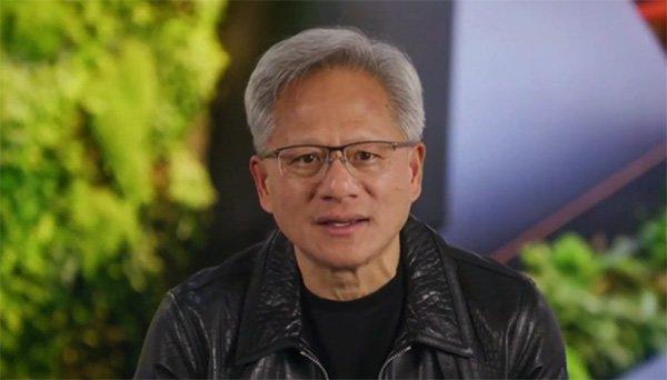 黄仁勋吹上了：卖给中国的好处，特朗普懂