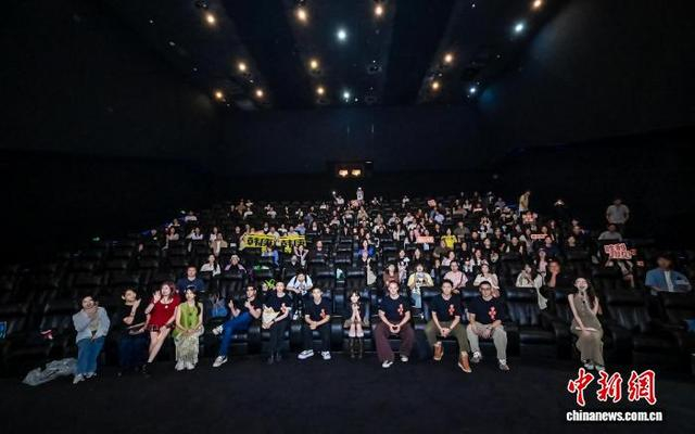 《营救飞虎》华南地区首映礼现场。彭程 摄
