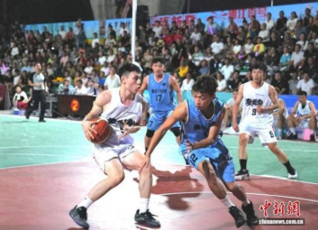 2025年湘潭“天易杯”嗨BA篮球赛现场。 湘潭县融媒体中心 供图