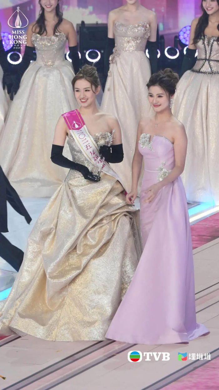 友谊小姐和最上镜小姐为1号李尹嫣