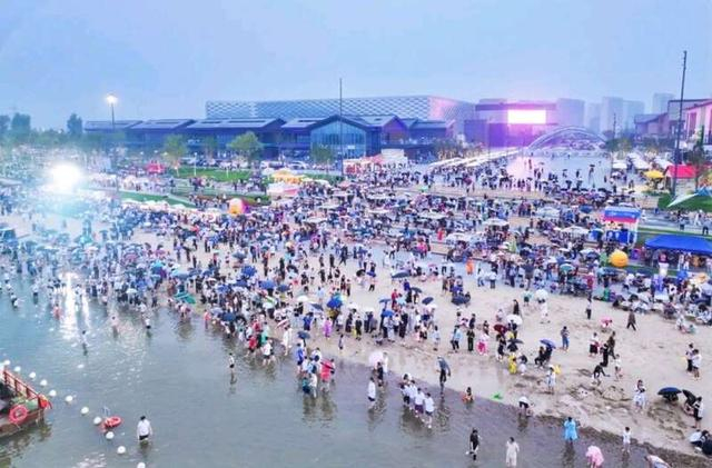 傍晚的肆季南河沙滩。长春文广旅局供图