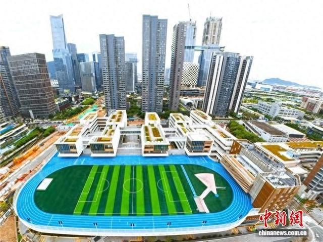 深圳前海创新教育集团妈湾学校。中建四局 供图