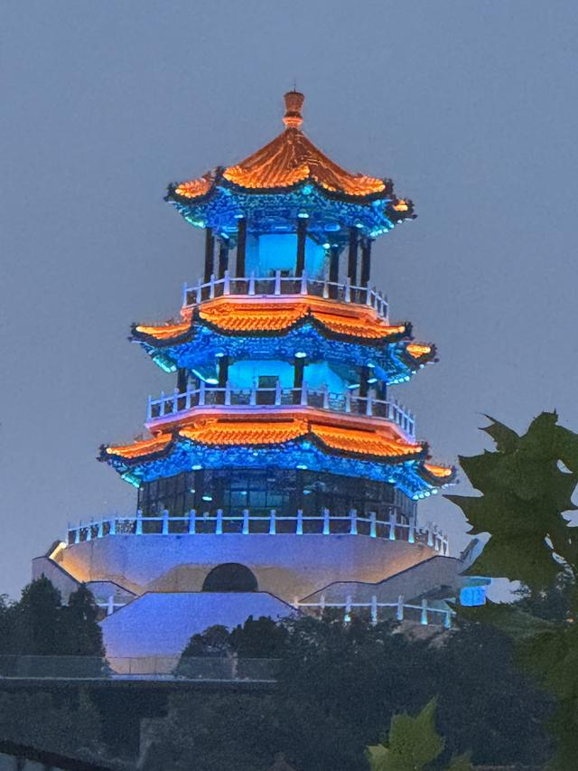 朱文鑫摄
