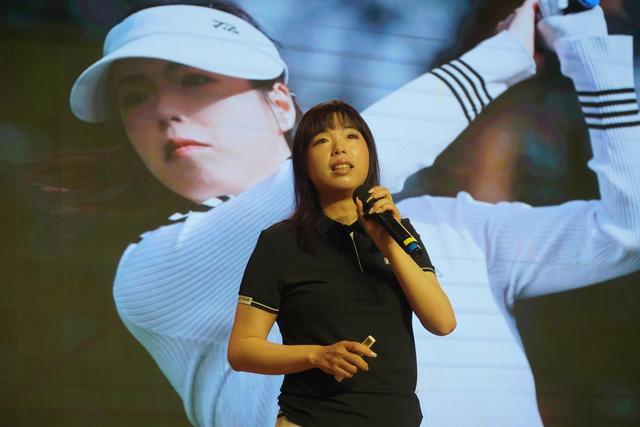 冯珊珊鼓励青少年勇敢挥出“追梦第一杆” 主办方供图