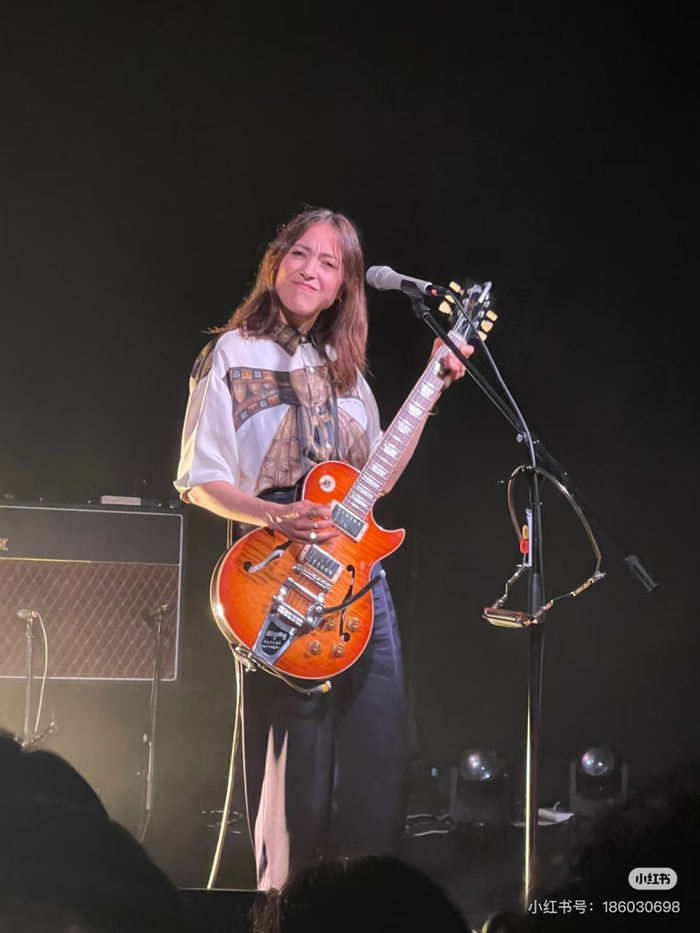 Keren Ann在上海Mao livehouse
