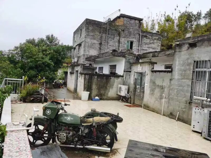 陈克政及其弟弟的家位于半山腰的偏僻处。澎湃新闻记者 朱远祥 资料图