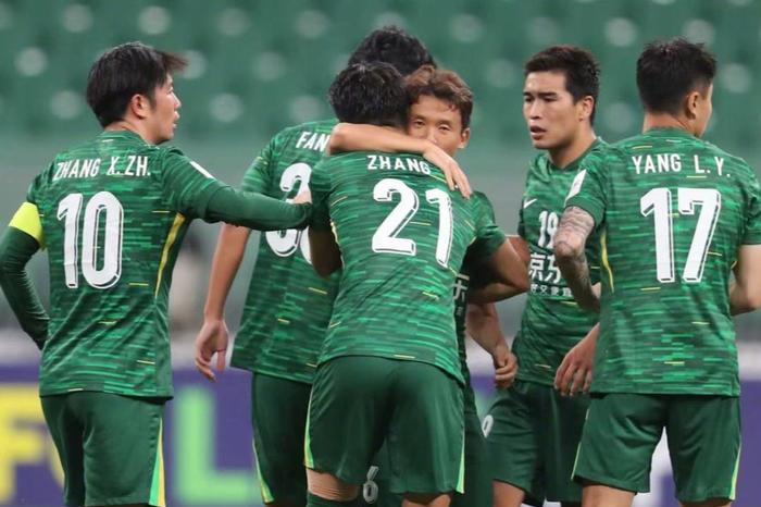 国安欠薪？记者：问了队里很多人，都说不欠，但球队确实资金困难