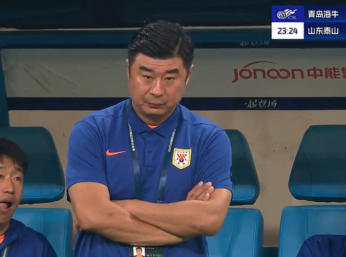 一场神奇的平局！刘彬彬仅踢1分却当选MVP，克雷桑懵圈在替补席