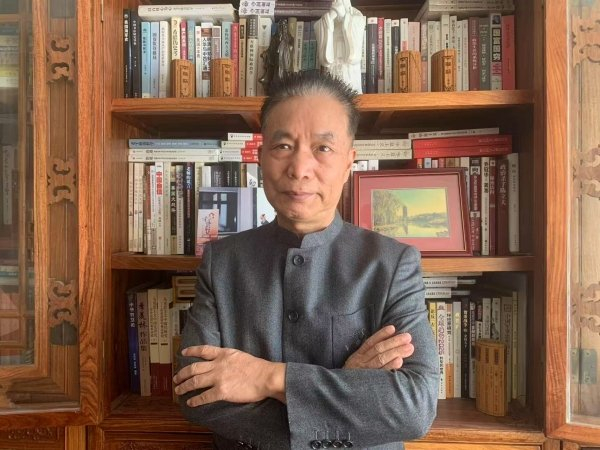 叶自成，北京大学中国战略研究中心创建主任、华夏主义倡导者