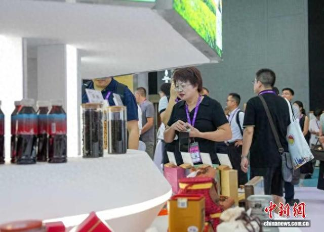 图为展会现场。李灿明 摄