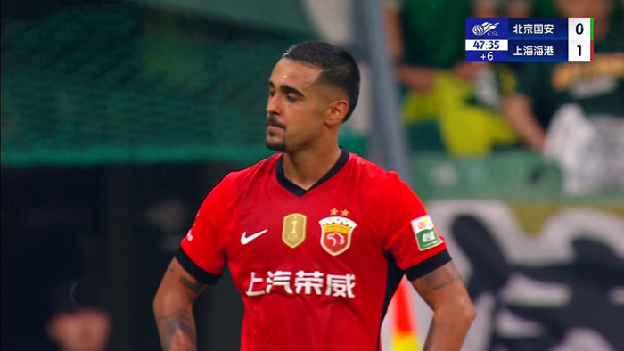 泰山定争冠格局，踢海港找回面子 大连断了国安念想 申花真缺马莱莱