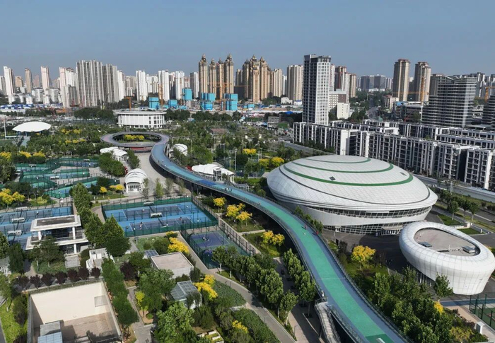 石家庄市高铁片区中央绿色体育公园 杨世尧 摄