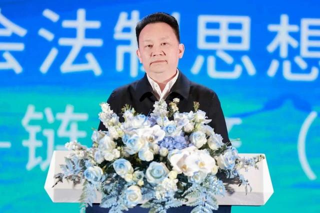 2025年4月2日，以"科技助农·数据兴业”为主题的2025AI智能数字农业研讨会唐华讲话 现场摄图
