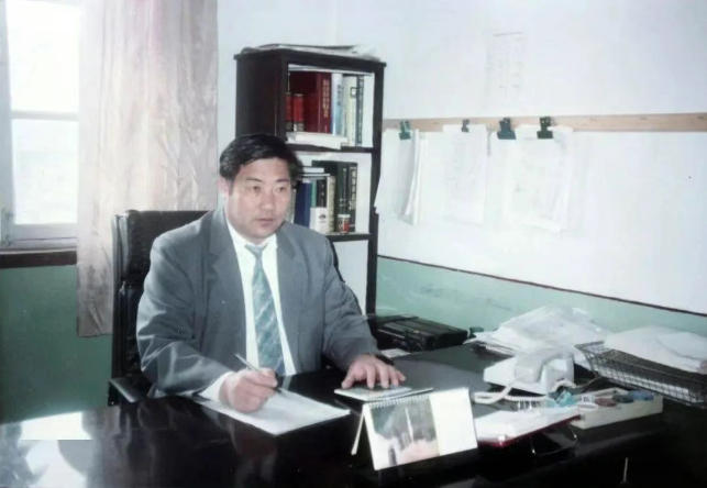 ▲担任厂长期间的陈光威