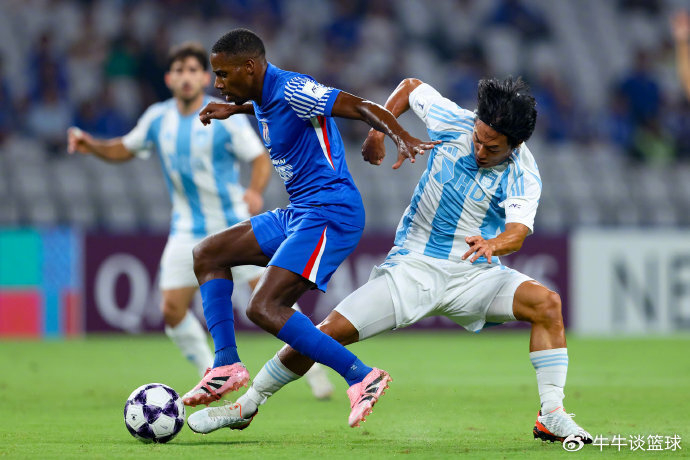 出来混总要还的！上海申花遭遇点球冤案，不能总是靠中超裁判