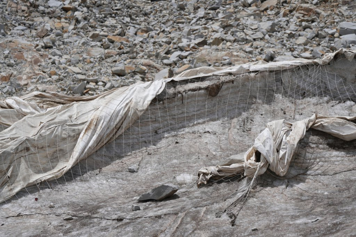 “盖被子”实验区冰川消融明显减缓