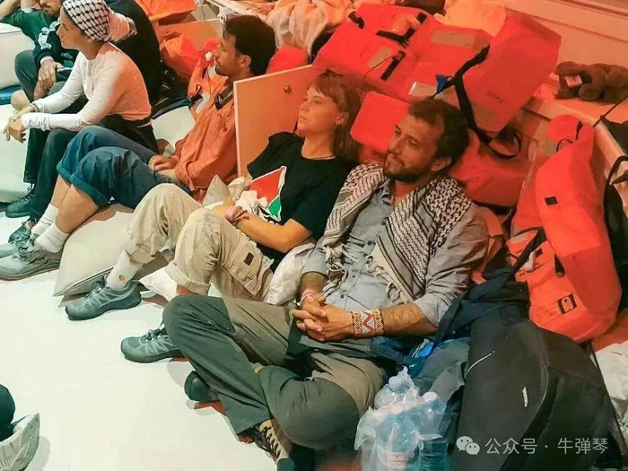 牛弹琴：“环保少女”让世界刮目相看-祁梦博客