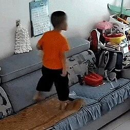 “屋里真有蛇！”5岁娃一句惊呼，家人的反应温暖全网↗